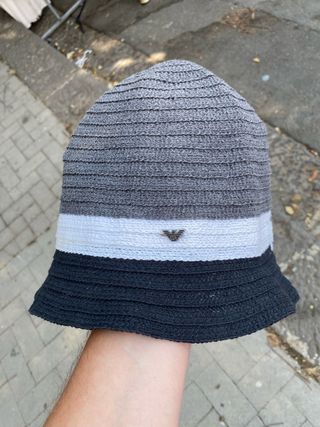 Cappello Armani Bucket Hat Grigio Nero