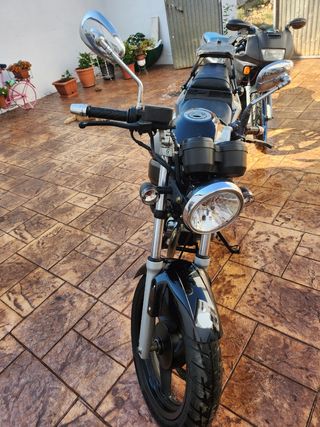 Daelim Roadwin 125cc.