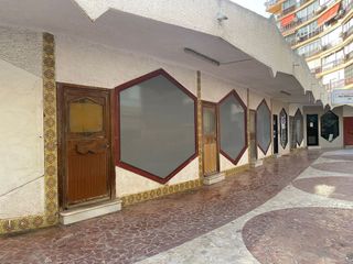 Local comercial en venta en Playa de Levante en Benidorm