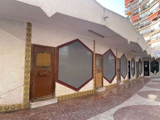 Local comercial en venta en Playa de Levante en Benidorm