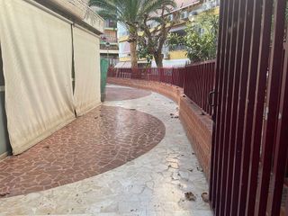 Local comercial en venta en Playa de Levante en Benidorm