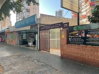 Local comercial en venta en Playa de Levante en Benidorm