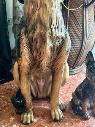 2 figuras pastor alemán cerámica