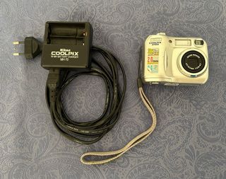 Nikon Coolpix 2100 - Cámara digital