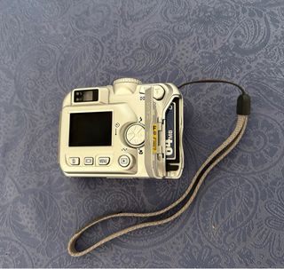 Nikon Coolpix 2100 - Cámara digital