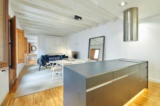 Piso en venta en El Raval en Barcelona