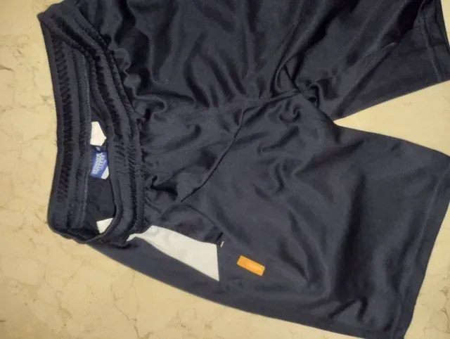 Shorts deportivos Salesianos - Talla 18