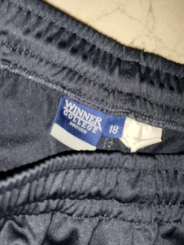 Shorts deportivos Salesianos - Talla 18