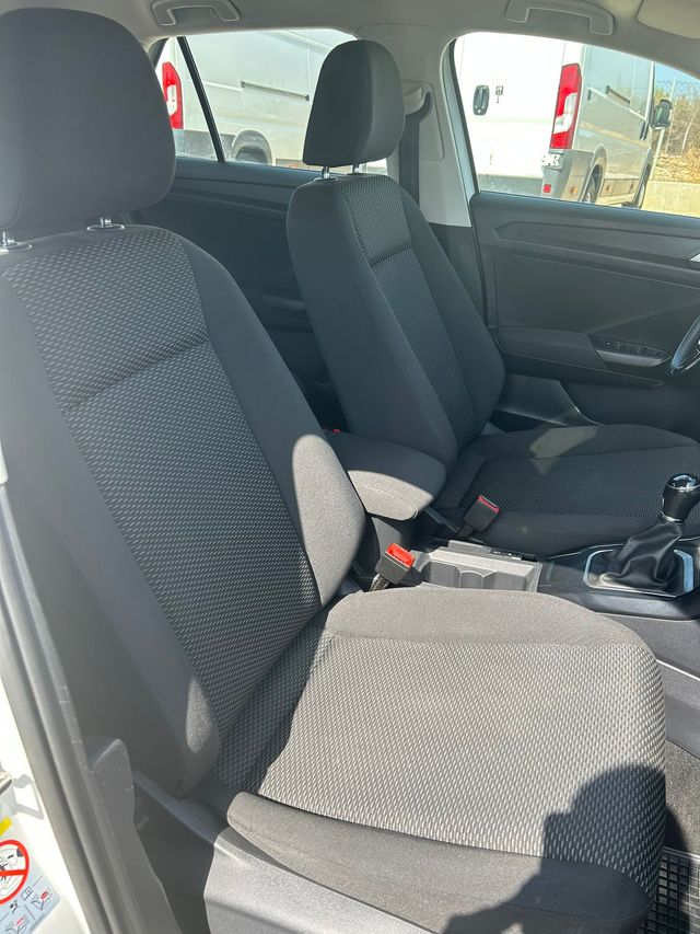 Volkswagen T-Roc 2021