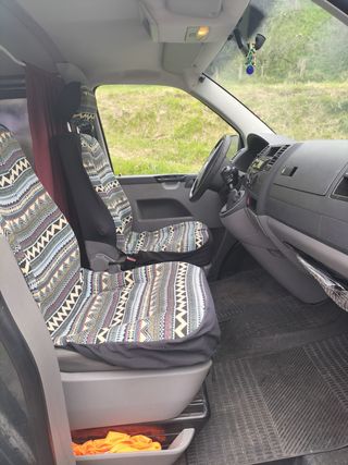 Furgo camperizada Volkswagen Transporter T5 2005