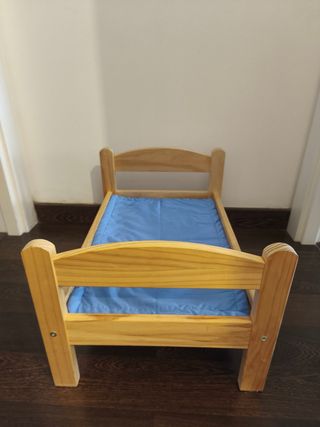 Cama de madera para muñecas o mascotas, ideal para