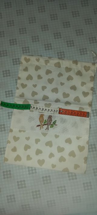 Sacchetto ricamato portacorredino