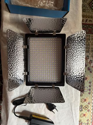 Iluminación LED W300 para Vídeo