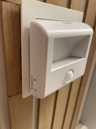 Luz nocturna LED sensor movimiento (4 unidades)