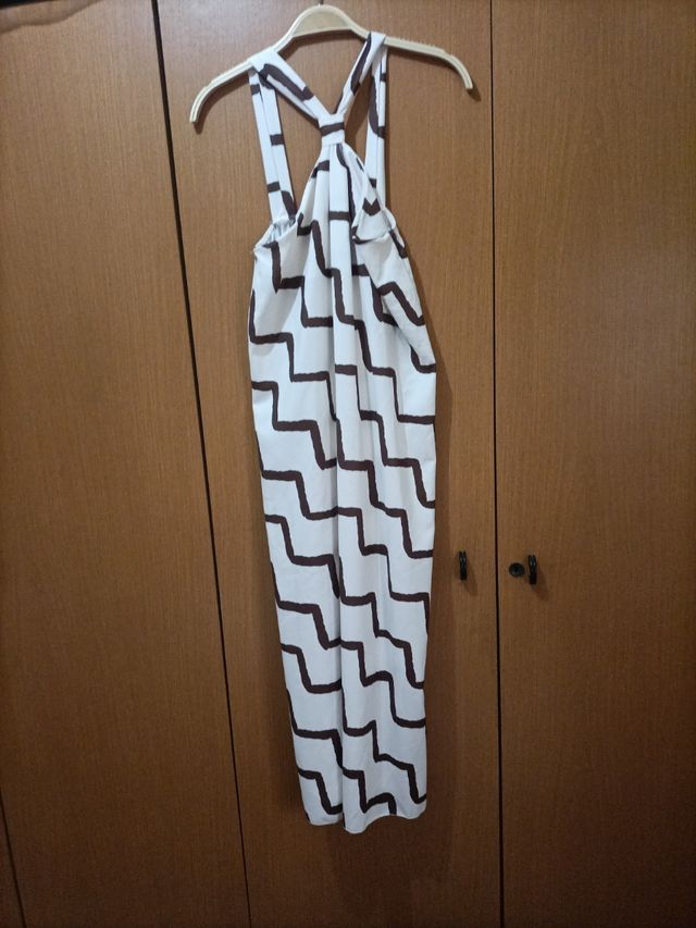 Vestido blanco y marrón