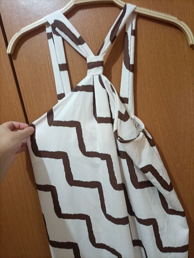 Vestido blanco y marrón