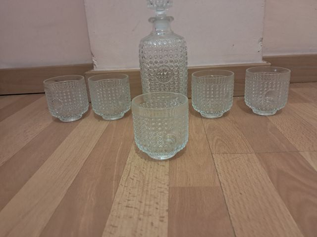 Juego licorera + 5 vasos cristal