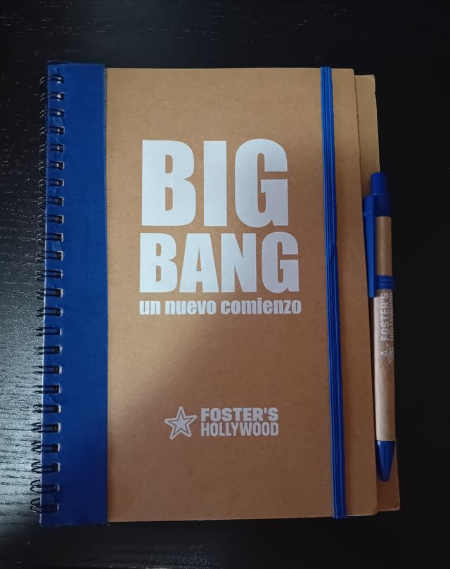 Libreta y Boligrafo Foster's Hollywood
