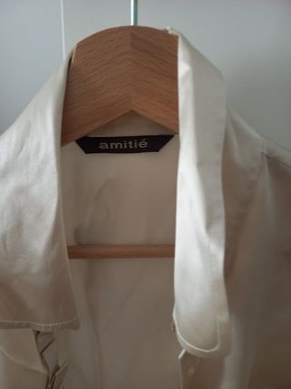 Blusa Amitié beige