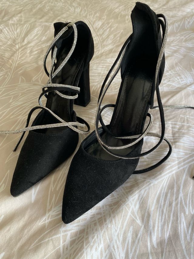 Zapatos tacón negros- ante
