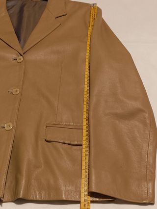 Blazer cuero beige mujer