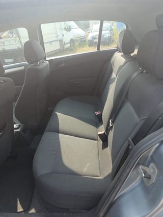 Opel Astra 2007