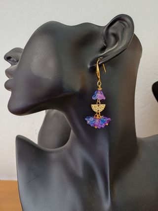 Orecchini Murano: fiori blu viola