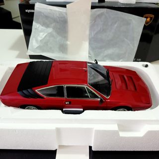 Lamborghini Urraco 1/18 Escala