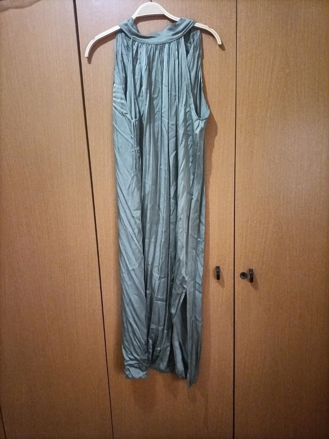 Vestido verde oliva midi