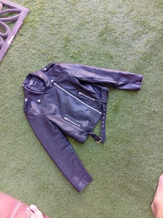 Cazadora negra Lefties talla L