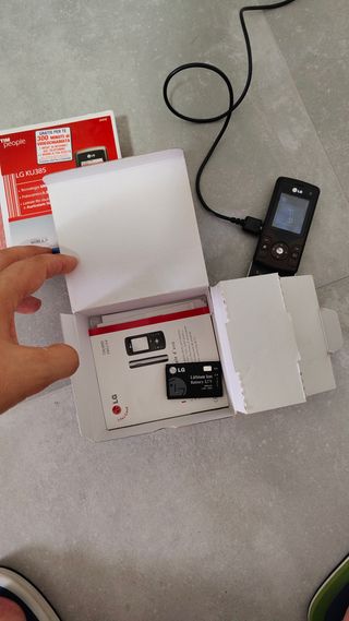 LG KU385 - Cellulare Marrone
