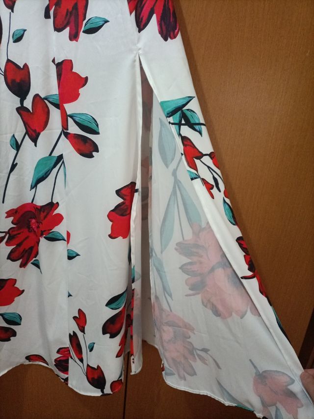 Falda  floral rojo y blanco