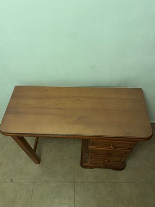 Escritorio madera - 4 cajones