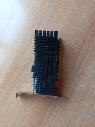 Tarjeta gráfica Gigabyte GT 710 2GB DDR5