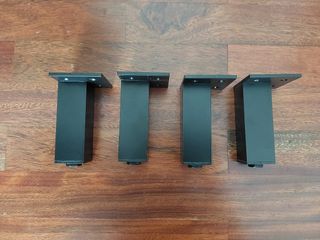 4 Patas metalicas para muebles - Negras