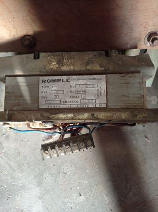 Autotransformador Romell 3KVA 380-220V