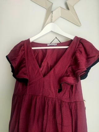 Vestido largo morado ribete negro