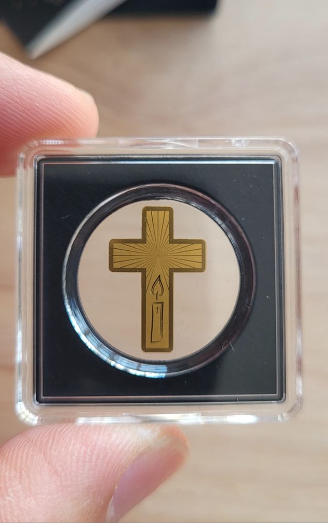 Moneda oro 999 CRUZ 24K Chad 2025 con cetificado