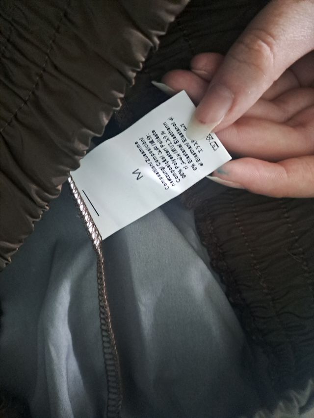 Pantaloni impermeabili da donna verde oliva