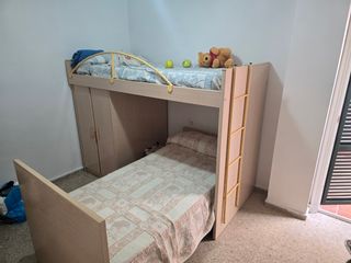 Litera infantil beige - cama nido