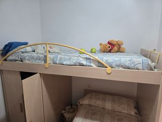 Litera infantil beige - cama nido