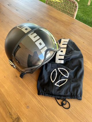 Casco Momo Design 