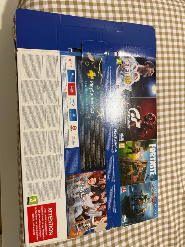 PS4 (PlayStation 4) 500GB - Negra