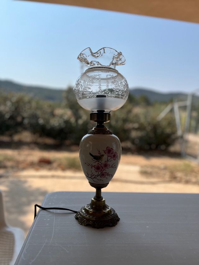 Lámpara media luz antigua