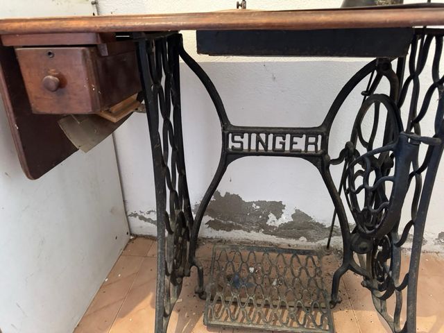 Máquina Coser SINGER Antigua