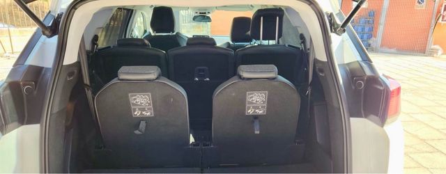 PEUGEOT 5008 1.2 PureTech S&S Allure 130 