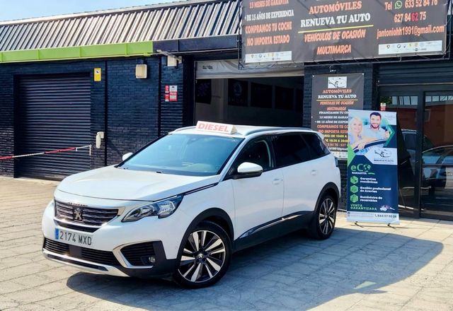 PEUGEOT 5008 1.2 PureTech S&S Allure 130 