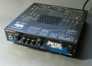 Amplificador custom Hughes&Kettner Metal Master