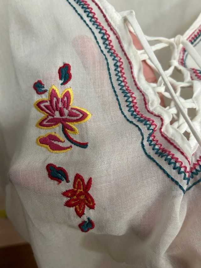 Caftano Yamamay bianco ricamato