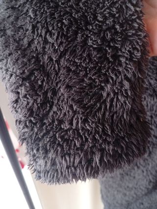 Chaqueta polar negra larga